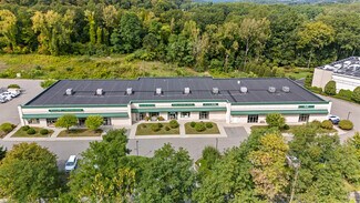 Plus de détails pour 242 Route 117 Bypass Road, Bedford Hills, NY - Local commercial à louer
