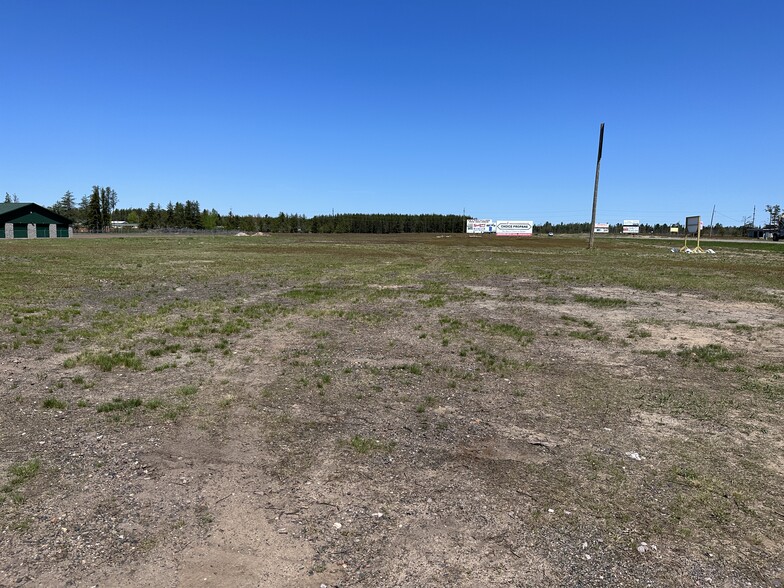 115 N M-553 Hwy, Gwinn, MI à vendre - Photo de l’immeuble – Image 1 sur 6