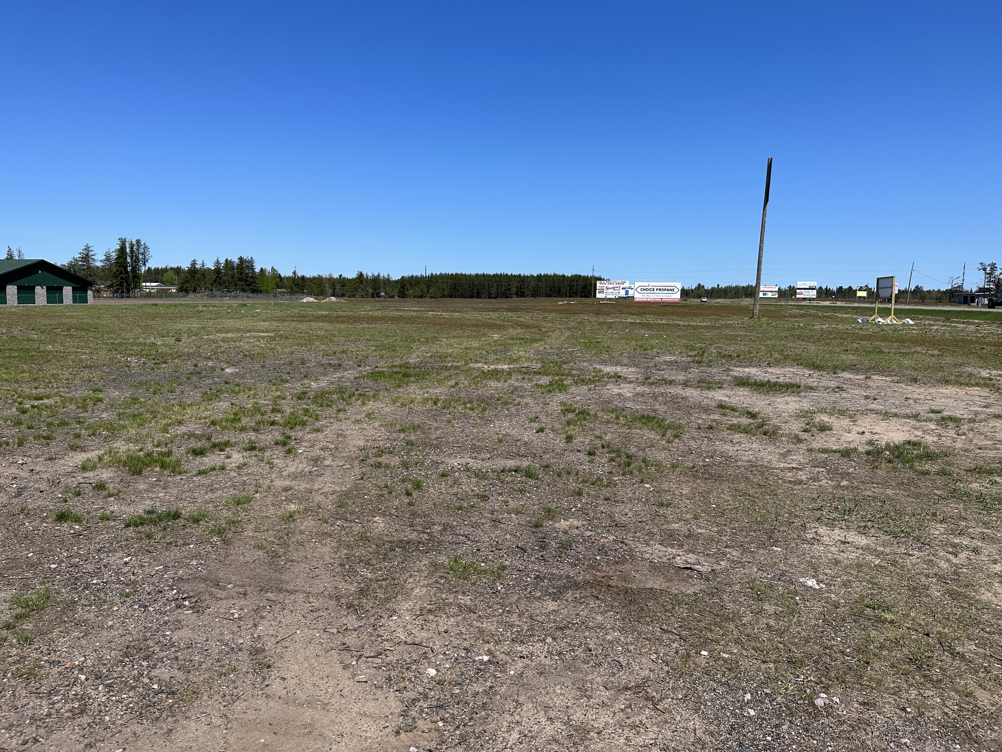 115 N M-553 Hwy, Gwinn, MI à vendre Photo de l’immeuble– Image 1 sur 7