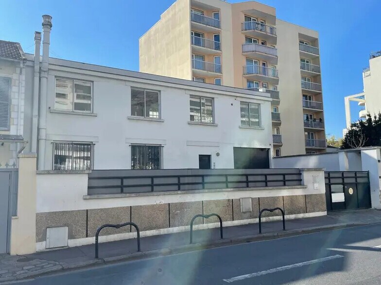 Local d'activités dans Courbevoie à vendre - Photo de l’immeuble – Image 2 sur 16