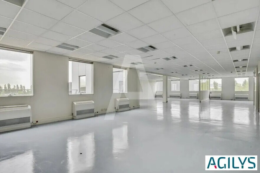 Bureau dans Antony à louer - Photo de l’immeuble – Image 3 sur 6