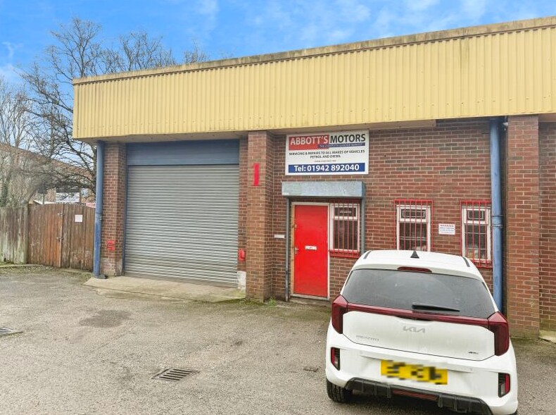 15 Bolton Rd, Manchester à louer Photo principale– Image 1 sur 4