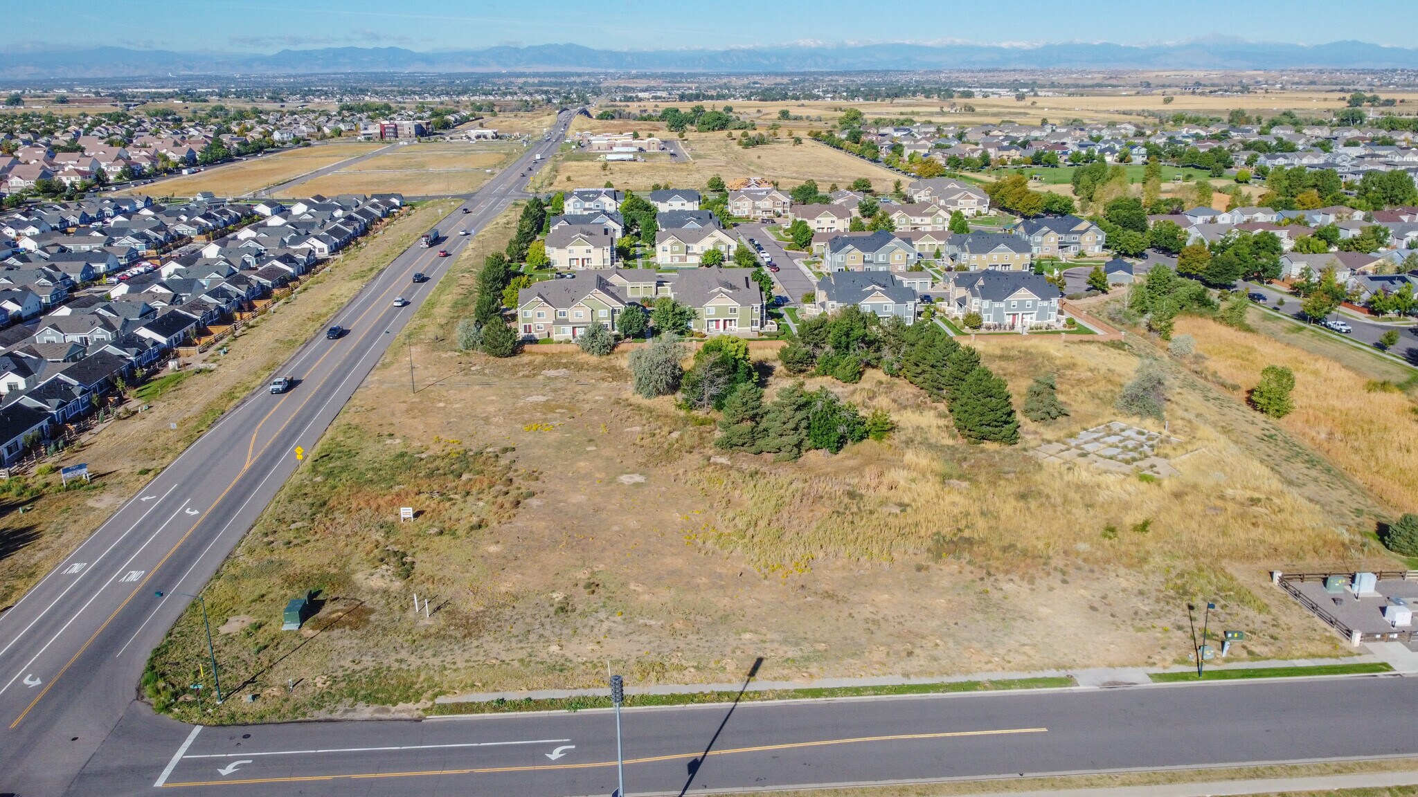 15955 E 120th Ave, Commerce City, CO à vendre Photo de l’immeuble– Image 1 sur 5