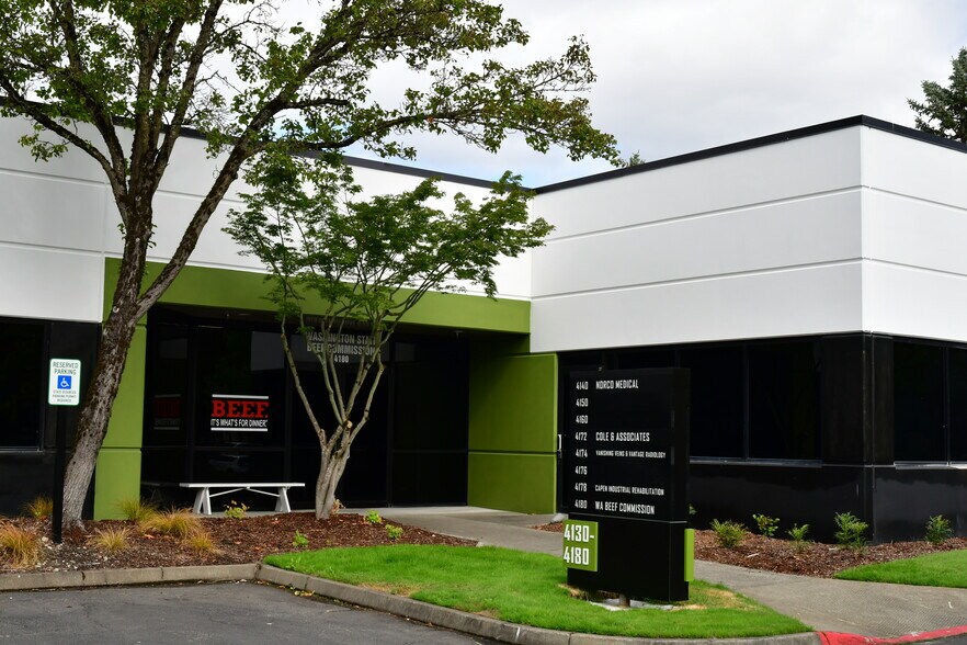 401-421 SW 41st St, Renton, WA à louer - Photo de l’immeuble – Image 3 sur 11