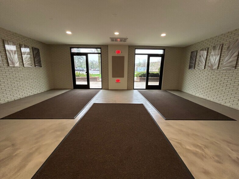1460 Renaissance Dr, Park Ridge, IL à louer - Photo intérieure – Image 2 sur 11