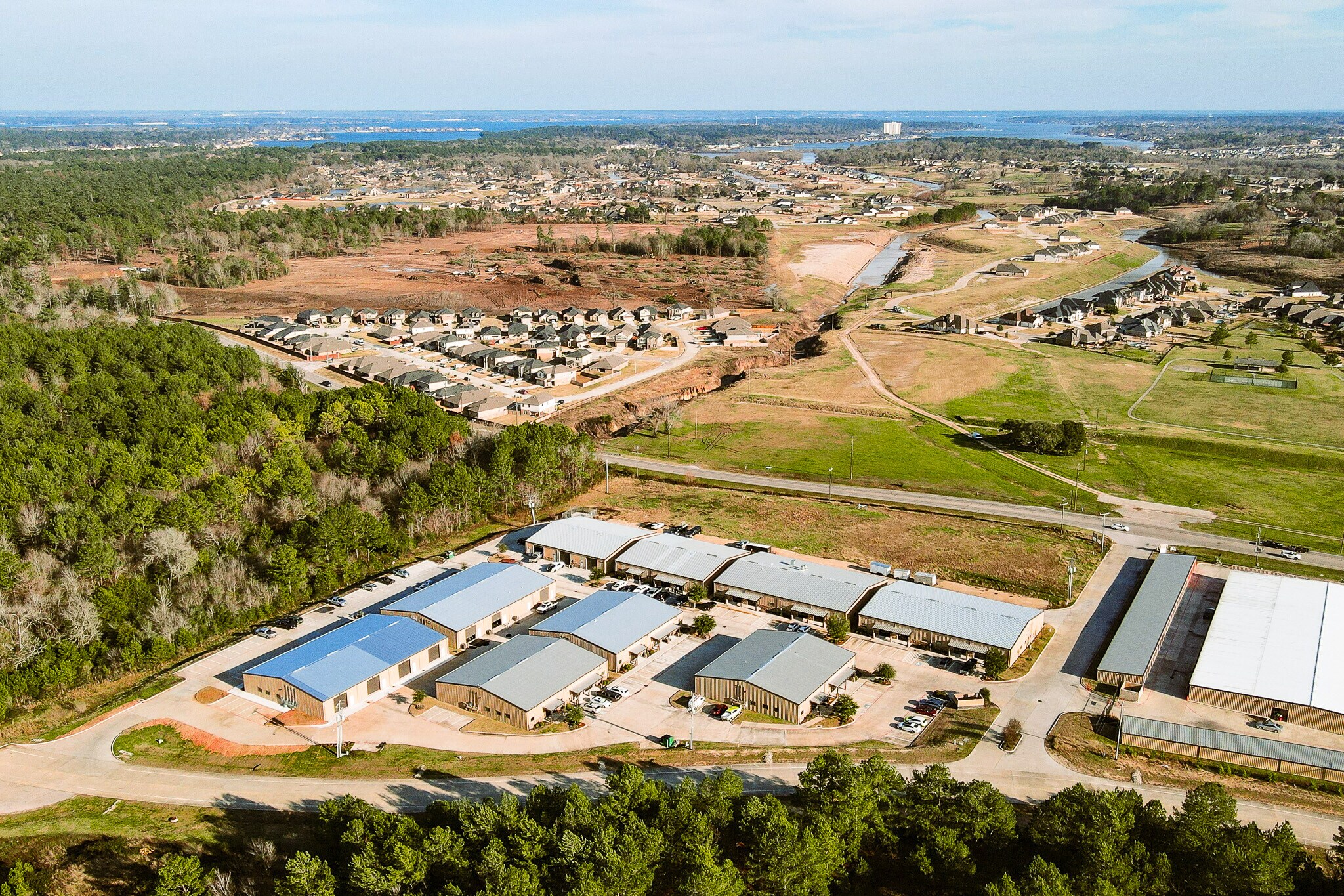 15349 Summit Park Dr, Montgomery, TX à louer Photo principale– Image 1 sur 40