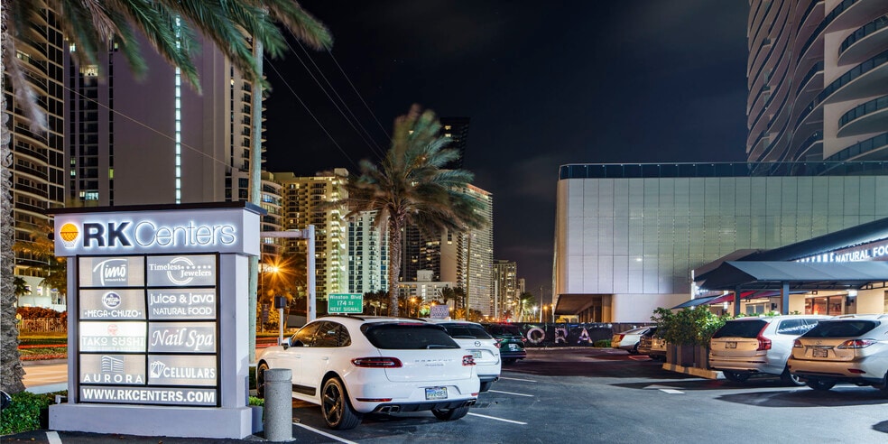 17600-17634 Collins Ave, Sunny Isles Beach, FL à louer - Photo de l’immeuble – Image 2 sur 3