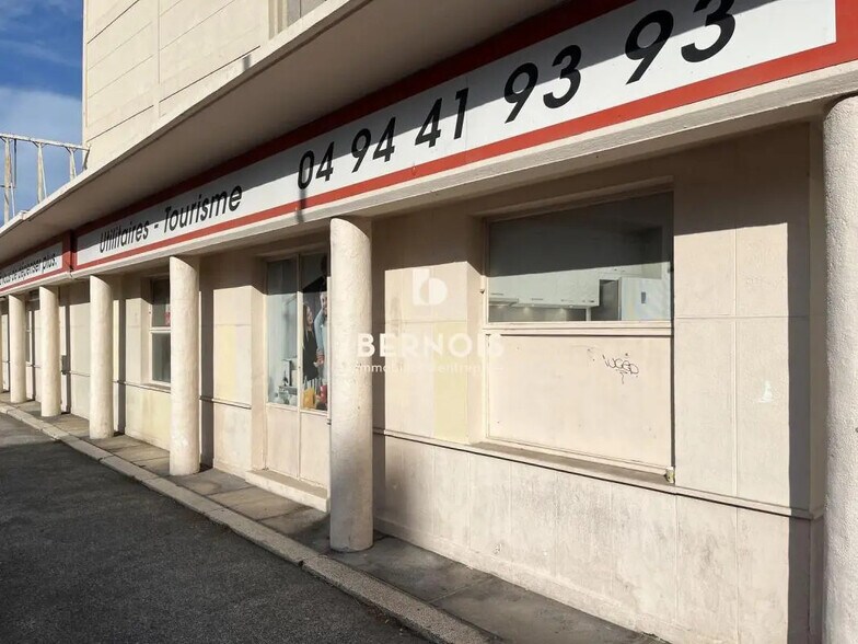 Local commercial dans Toulon à louer - Photo de l’immeuble – Image 3 sur 6