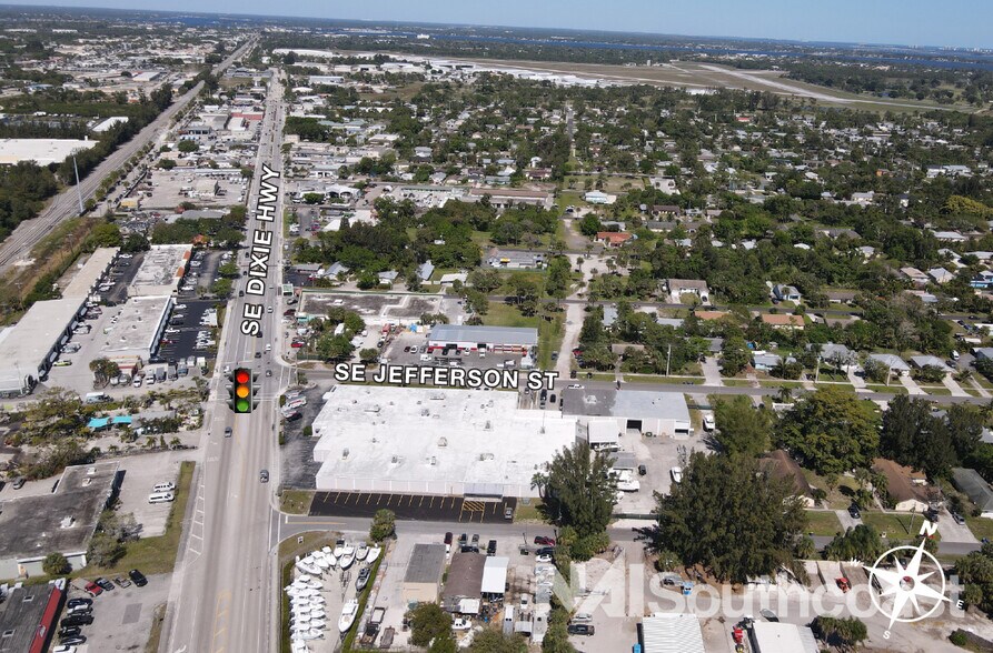 3601 SE Dixie Hwy, Stuart, FL à vendre - Photo de l’immeuble – Image 2 sur 15