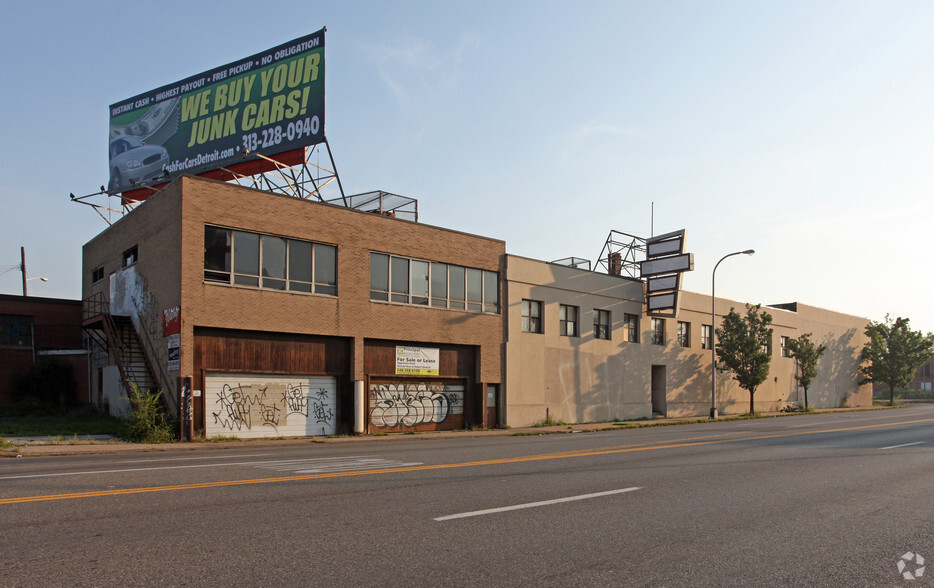 2760 W Warren Ave, Detroit, MI à louer - Photo principale – Image 1 sur 7