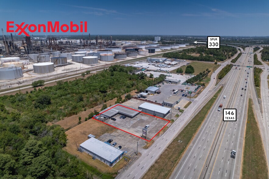 313 S SH 146, Baytown, TX à vendre - Photo de l’immeuble – Image 3 sur 6
