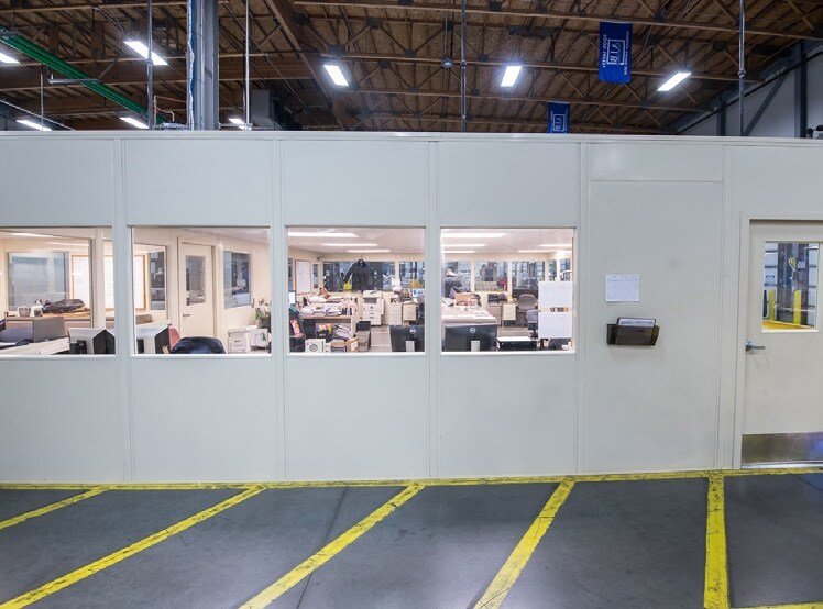 2041 Factory St, Richmond, CA à louer - Photo intérieure – Image 3 sur 14