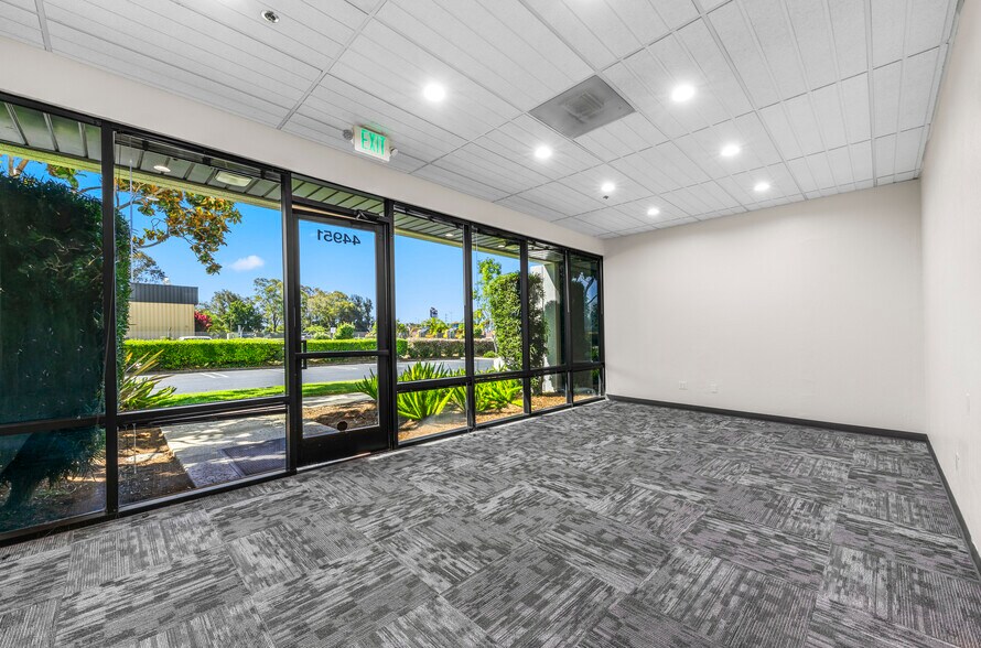 44931 Industrial Dr, Fremont, CA à louer - Photo intérieure – Image 2 sur 7