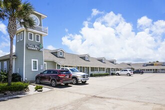 15217 S Padre Island Dr, Corpus Christi, TX à louer Photo de l’immeuble– Image 2 sur 10