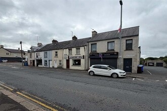 1 Ballyriver Walk, Ballynahinch à louer Photo de l’immeuble– Image 1 sur 4