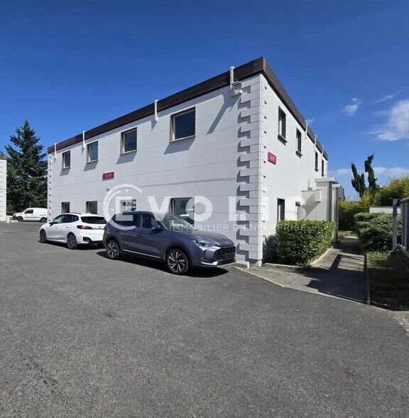 Bureau dans Champlan à louer - Photo de l’immeuble – Image 1 sur 8