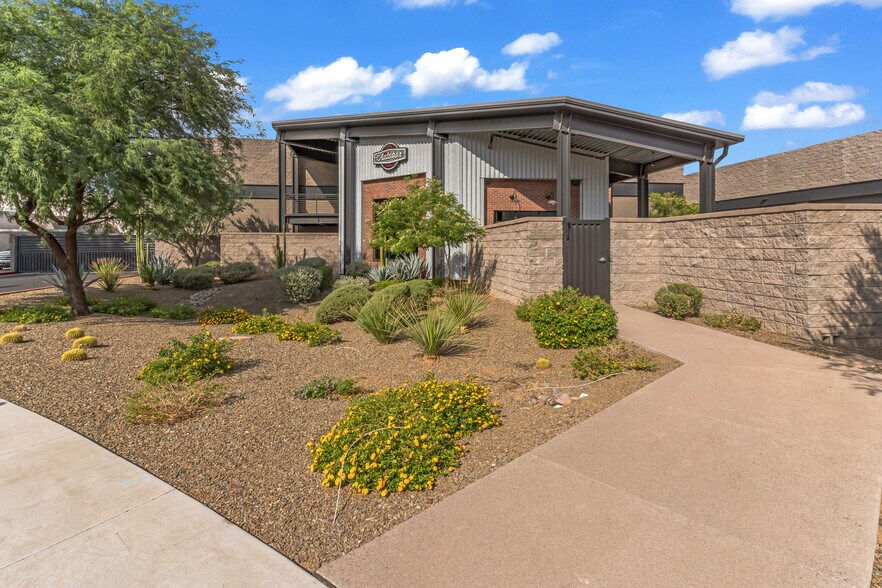 15032 N 74th St, Scottsdale, AZ à vendre - Photo de l’immeuble – Image 2 sur 36