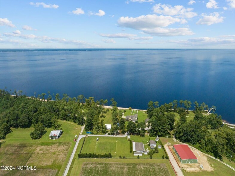 2391 Temples Point Rd, Havelock, NC à vendre - Photo de l’immeuble – Image 2 sur 151