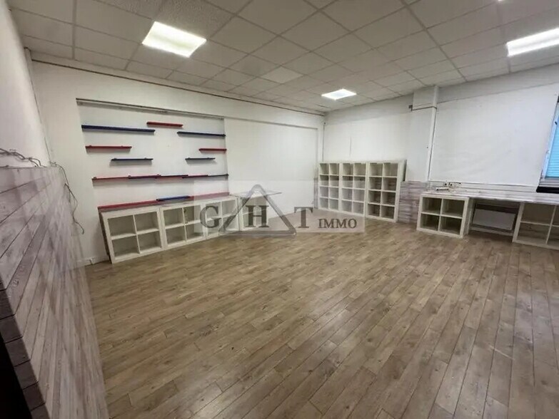 Bureau dans Igny à louer - Photo intérieure – Image 2 sur 3
