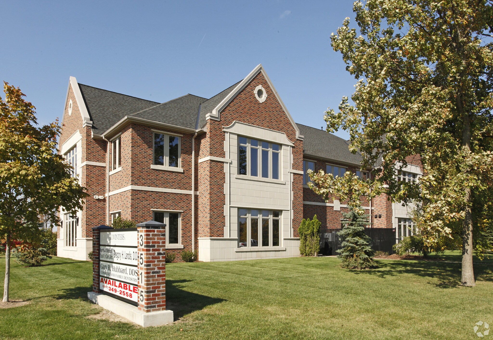 3515 Coolidge Rd, East Lansing, MI à louer Photo principale– Image 1 sur 5