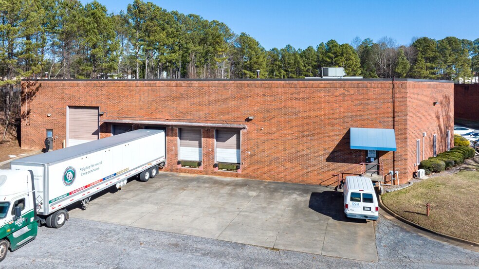 3285 Saturn Ct, Norcross, GA à vendre - Photo de l’immeuble – Image 3 sur 54