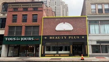 827 Chapel St, New Haven, CT à louer Photo intérieure– Image 2 sur 3