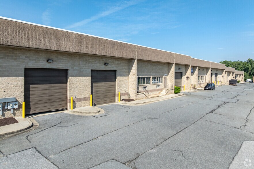 9070 Maier Rd, Laurel, MD à louer - Photo de l’immeuble – Image 3 sur 5