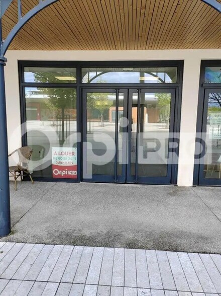 Local commercial dans La Teste-de-Buch à vendre - Photo de l’immeuble – Image 2 sur 5