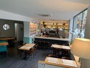 Local commercial dans Barcelone, Barcelona à louer Photo intérieure– Image 1 sur 11