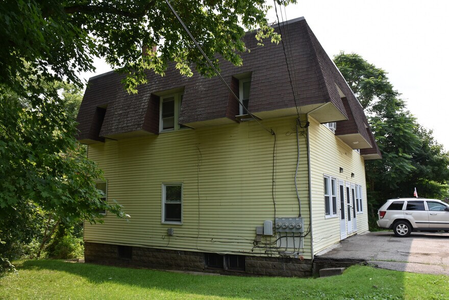 13334 Dunham Rd, Meadville, PA à vendre - Photo de l’immeuble – Image 3 sur 18