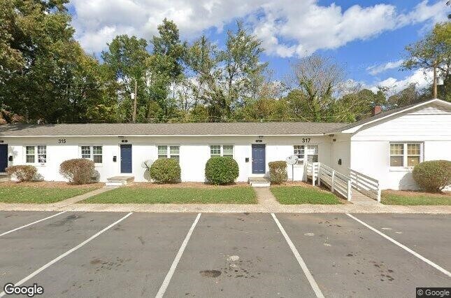315 S Gardner Ave, Charlotte, NC à vendre - Photo principale – Image 1 sur 1
