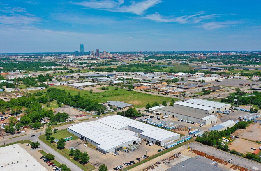 2013 SE 18th St, Oklahoma City, OK à louer - Photo de l’immeuble – Image 3 sur 10