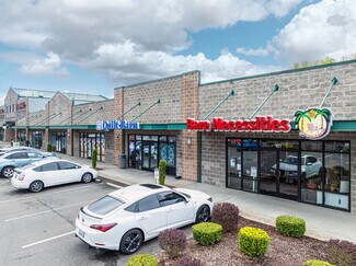 Plus de détails pour 2100-2102 E Main St, Puyallup, WA - Bureau à louer