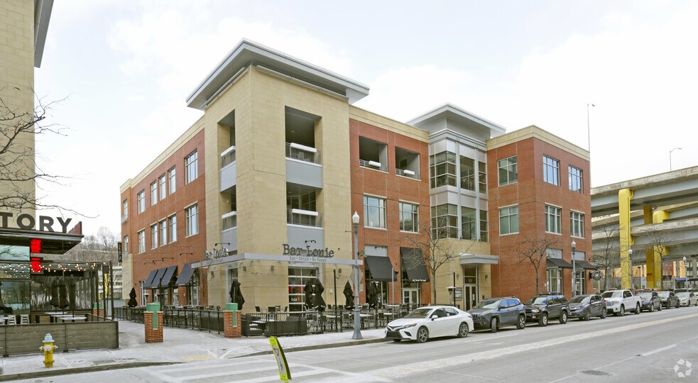 316-330 N Shore Dr, Pittsburgh, PA à louer - Photo de l’immeuble – Image 2 sur 6