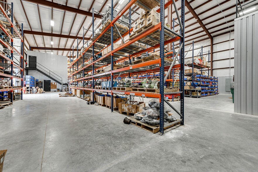 10219 Industrial ave, Midland, TX à vendre - Photo de l’immeuble – Image 3 sur 4