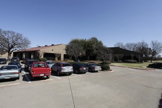 Plus de détails pour 830-860 Greenview Dr, Grand Prairie, TX - Bureau à vendre
