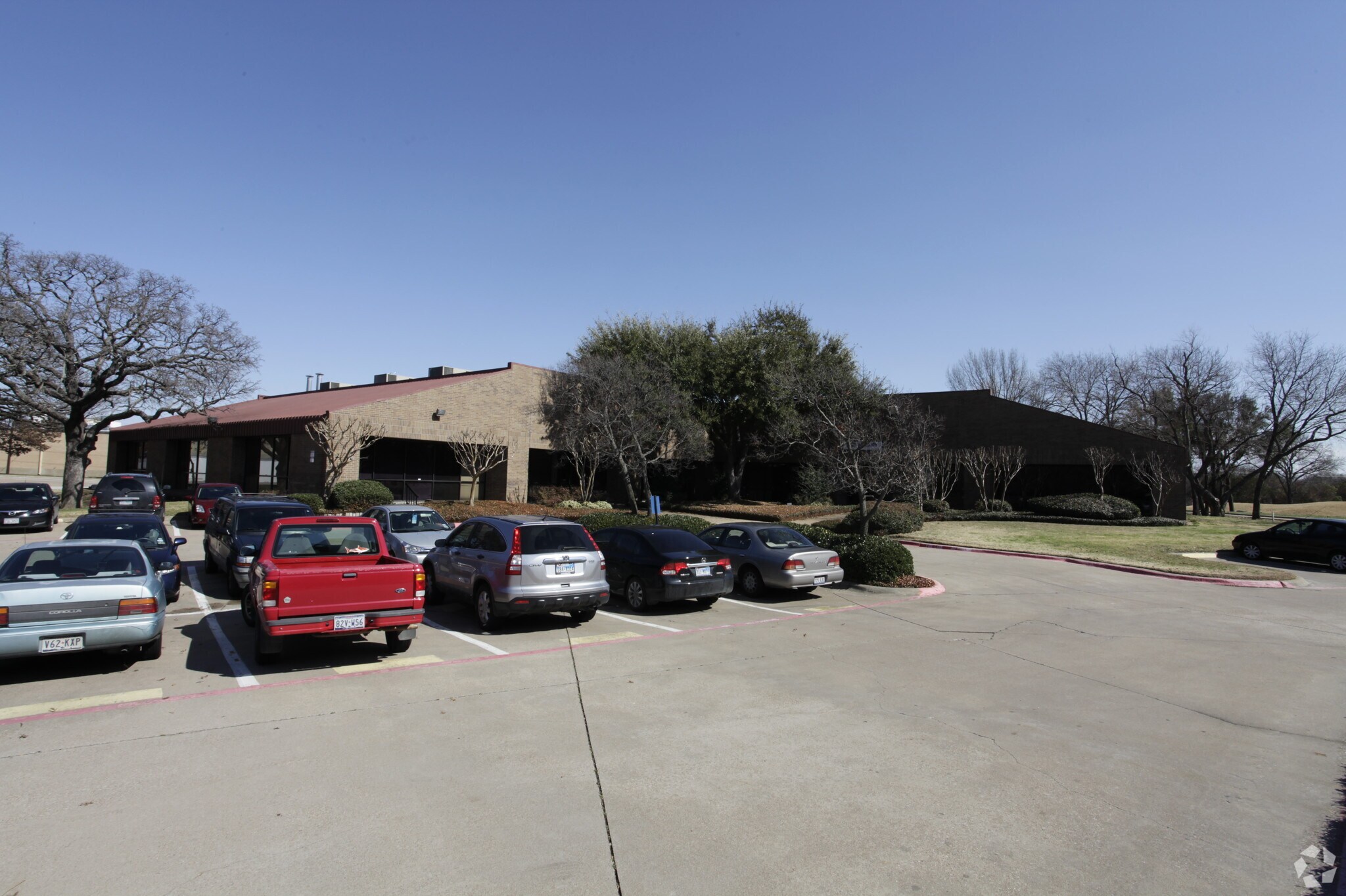 830-860 Greenview Dr, Grand Prairie, TX à vendre Photo principale– Image 1 sur 8