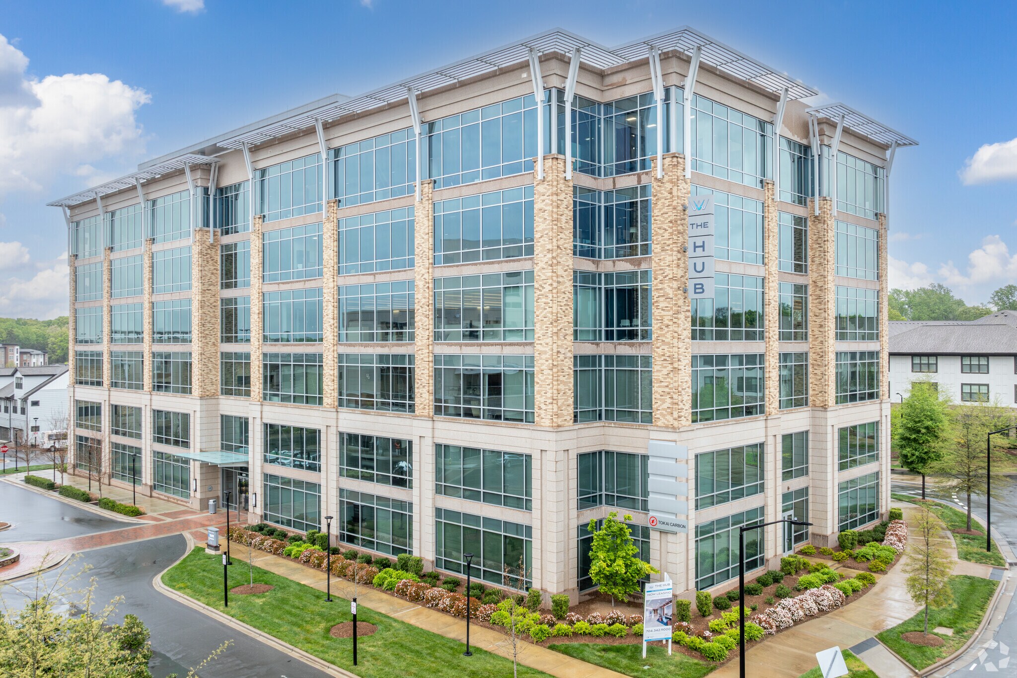 6210 Ardrey Kell Rd, Charlotte, NC à louer Photo principale– Image 1 sur 25