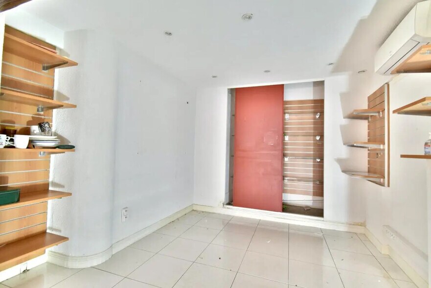 Local commercial dans Sainte-Maxime à vendre - Photo intérieure – Image 3 sur 9