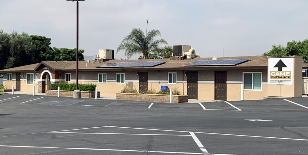 9904 Bloomington Ave, Bloomington, CA à louer - Photo principale – Image 1 sur 20