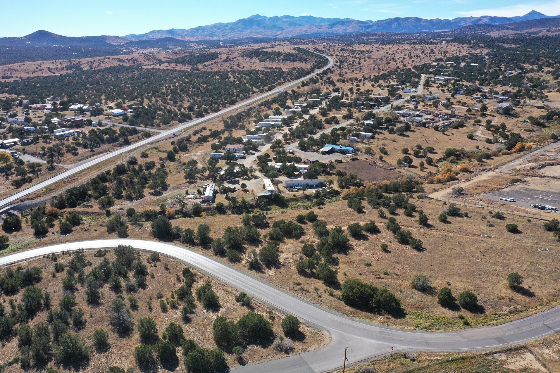 104 Aspen Dr, Capitan, NM à vendre Photo principale– Image 1 sur 6