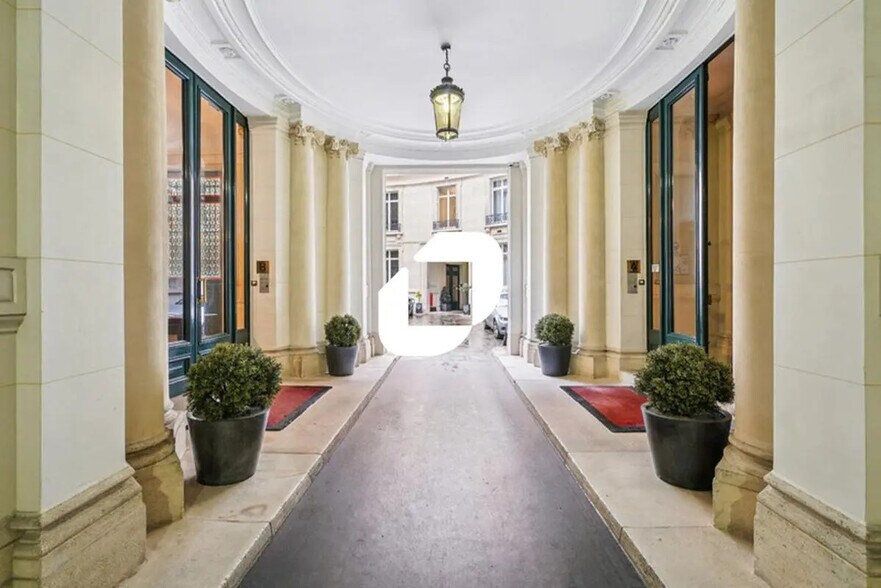 Bureau dans Paris à louer - Hall d’entrée – Image 3 sur 16