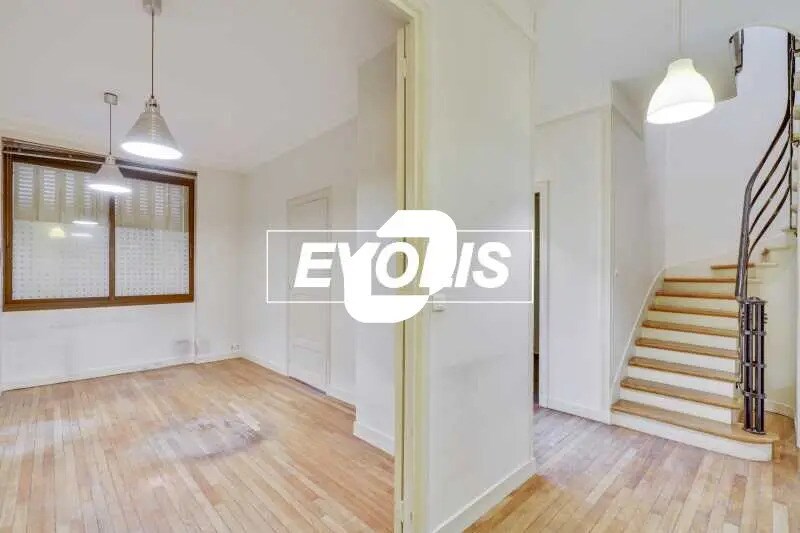 Local commercial dans Paris à louer - Photo intérieure – Image 3 sur 13