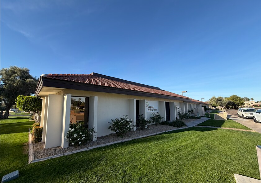 8573 E San Alberto, Scottsdale, AZ à louer - Photo de l’immeuble – Image 2 sur 4
