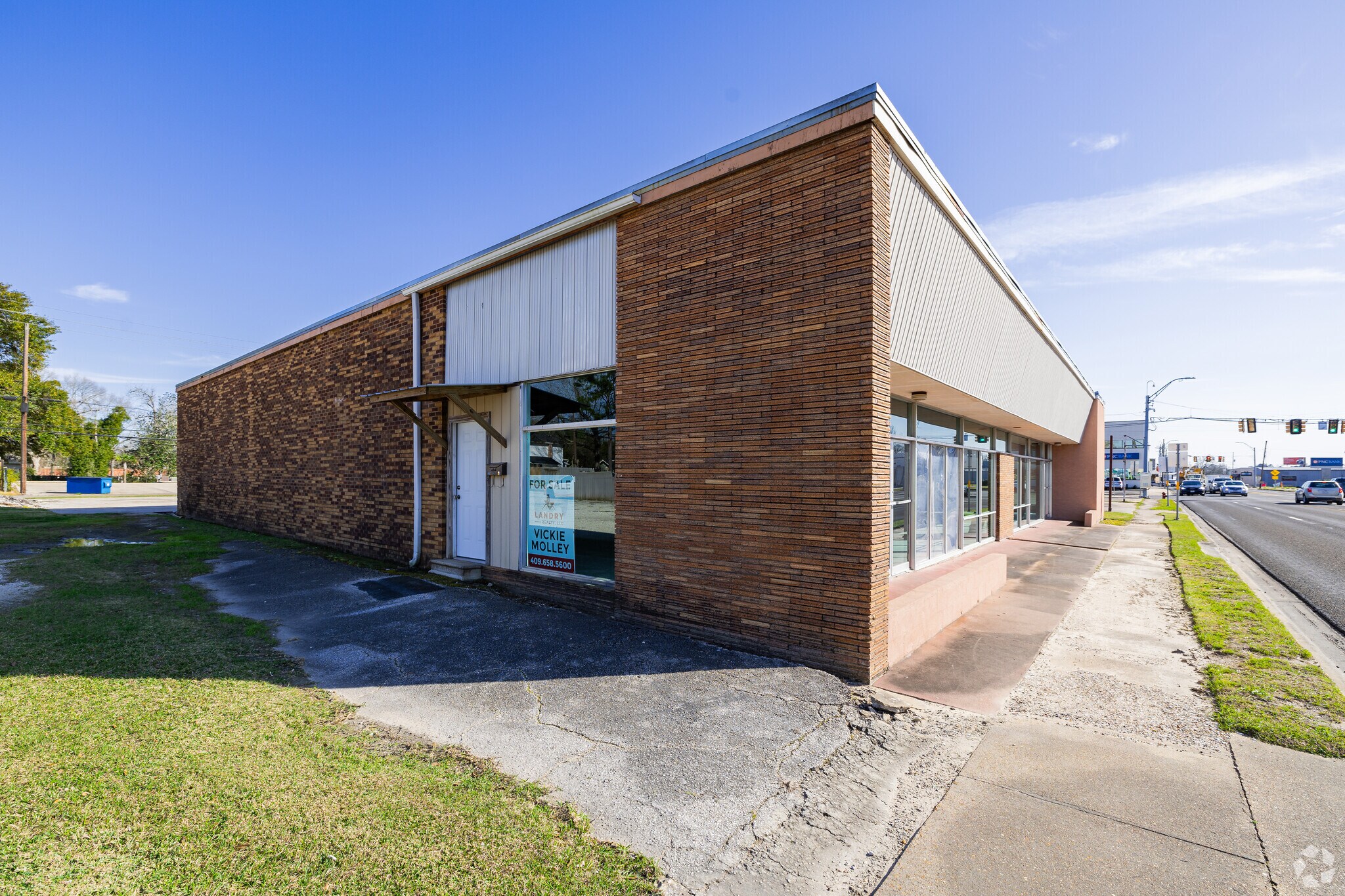 460 N 5th St, Silsbee, TX à vendre Photo principale– Image 1 sur 3