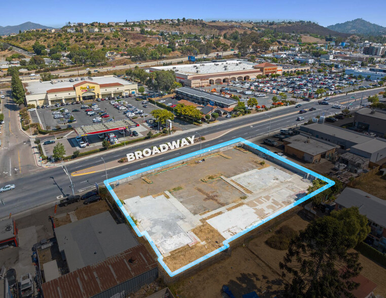 7431-7455 Broadway, Lemon Grove, CA à louer - Photo de l’immeuble – Image 1 sur 4