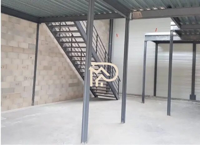 Local commercial dans La Ciotat à louer - Photo de l’immeuble – Image 1 sur 4