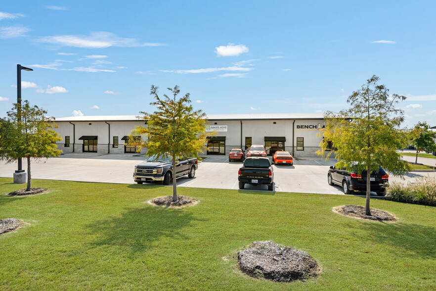 2808 Chambers st, Venus, TX à louer - Photo de l’immeuble – Image 1 sur 19