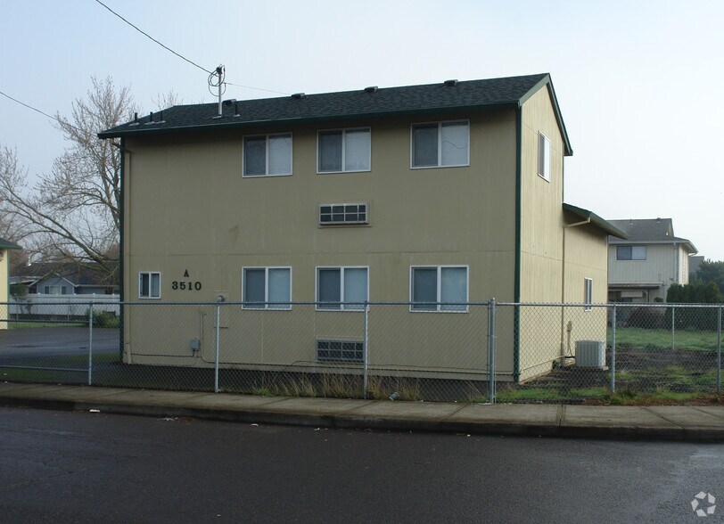 3510A 48th Ave NE, Salem, OR à louer - Photo de l’immeuble – Image 3 sur 3
