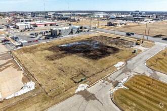 1350 Blairs Ferry Rd NE, Cedar Rapids, IA - Vue aérienne vue de carte - Image1